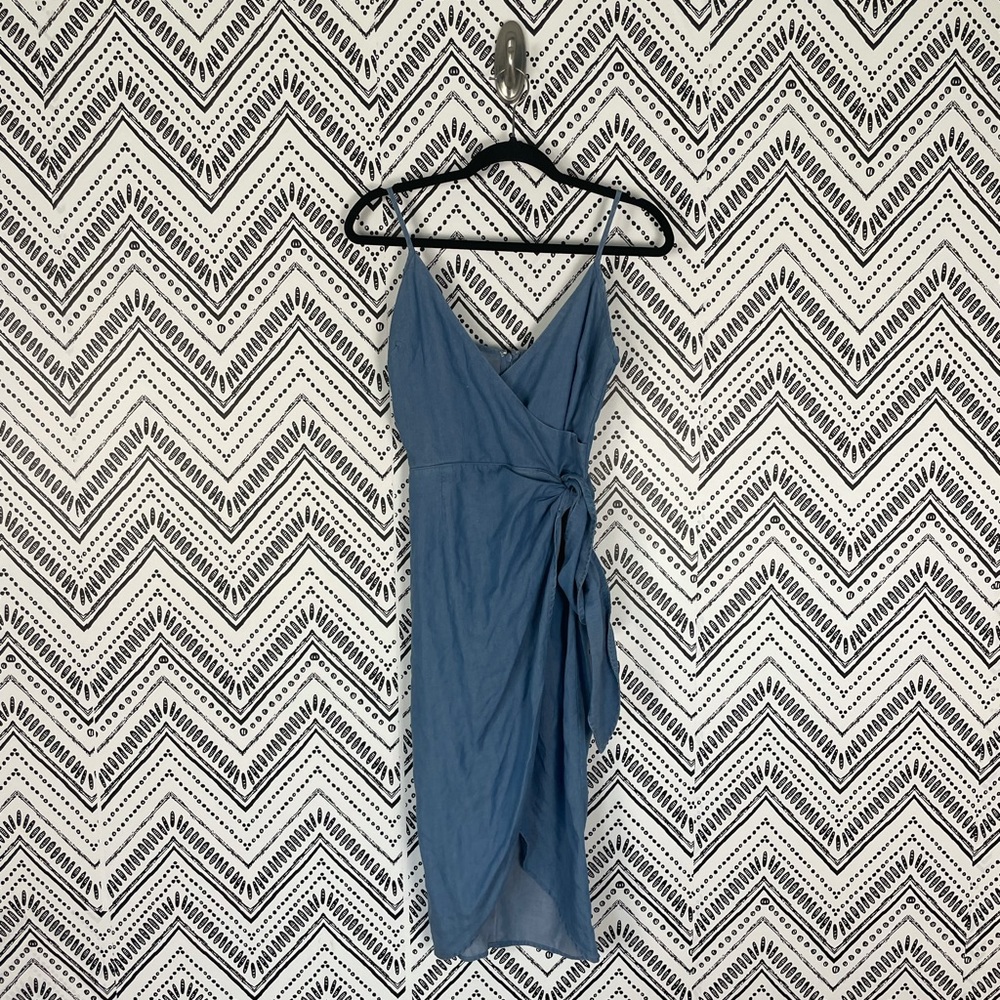 Lovers + Friends Denim Orchard Chambray Tie Dress
